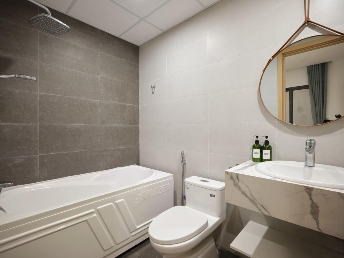 Moonlight Tay Ho Apartment Ханой Екстериор снимка